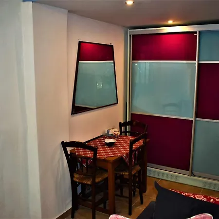 Egaleo Relax Apartment-3